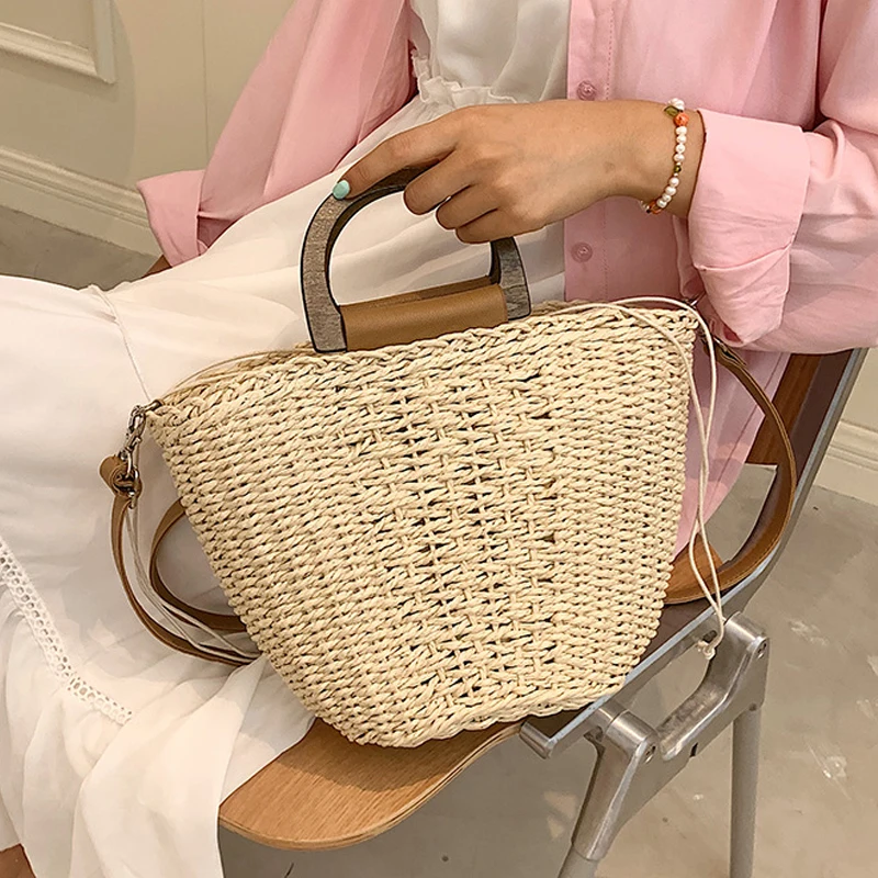 Kabelka módnej slamy pre ženy letné ručne tkané ratanové plážové tašky Basket Crossbody Bag Veľké kapacity cestovné prepravy