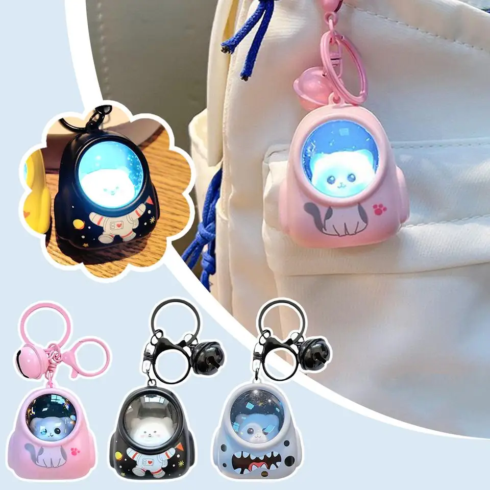 Karikatúra mačiek Keychain Roztomilý medvedí taška malé nočné ľahké webové tašky celebrity Keychains astronaut planéta zavesenie Keychain Cat Kawaii R8O5