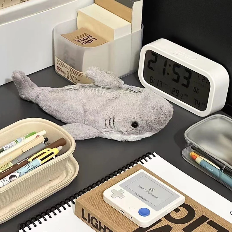 Karikatúra plyš s žralokom perá s taškou ceruzkou kawaii bábika späť do školského skladovacieho tašky Študentské kancelárske potreby