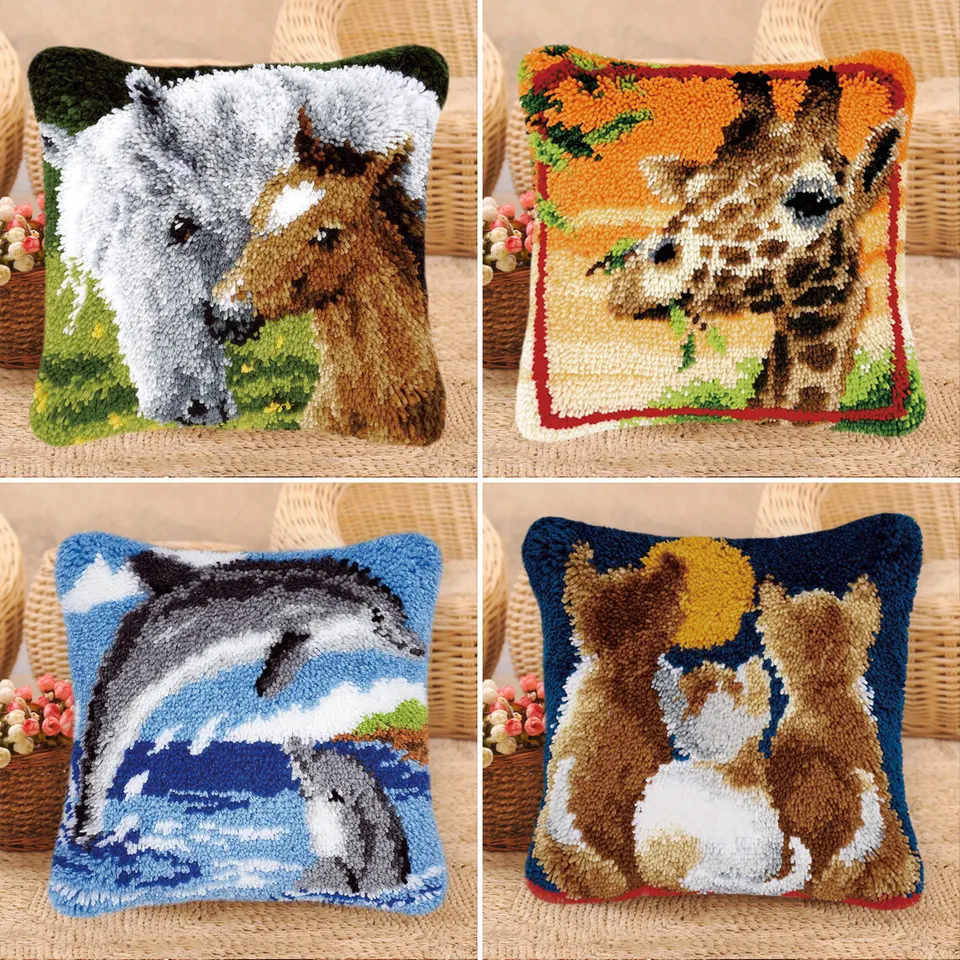 Kartoonová sviatok s háčikmi Smyrna Kussen Knopen vankúšový vankúš gombíky Knoopkussen Pakket Coussin Crochet Loquet Kussen Haken