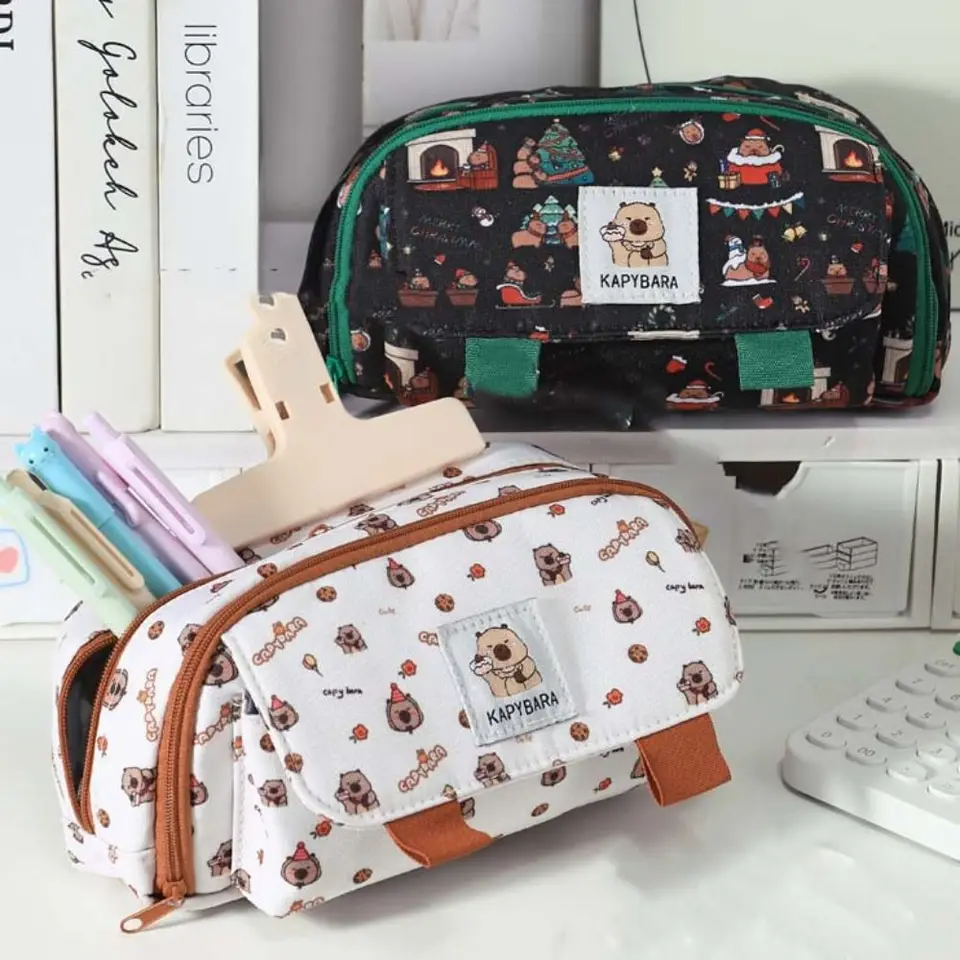 Kawaii Letter Capybara Pencil ceruzka kvetina tlač Anime karikatúra ceruzky puzdro Veľká kapacita ceruzka krabičky Capybara make -up taška muži