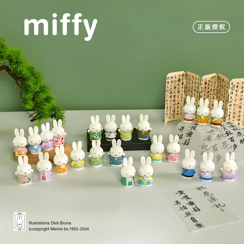 Kawaii Miffy Cartoon Antique Series Fashion Play Model Hand stolová dekorácia roztomilý hračky pre bábiky vianočné darčeky