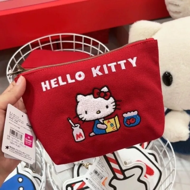 Kawaii móda červené Hello mačiatko Ženy veľkú kapacitnú tašku na make -up roztomilé dievčatá cestovné úložné tašky Zero Wallet Darčeky