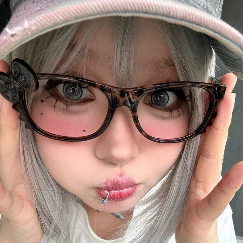 Kitty y2k okuliarsky rámec anime vintage okuliare kawaii leopard tlač očité okuliare roztomilé fotografie