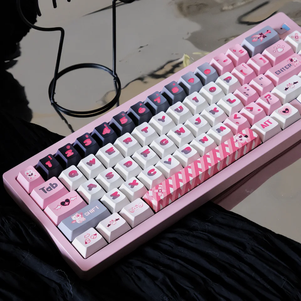 Klávesy Dark Bear Keycap 141 PBT Päťstranný sublimácia čerešňový profil Mechanické čiapky klávesnice Cool Pink Keycaps pre darček pre dievčatá
