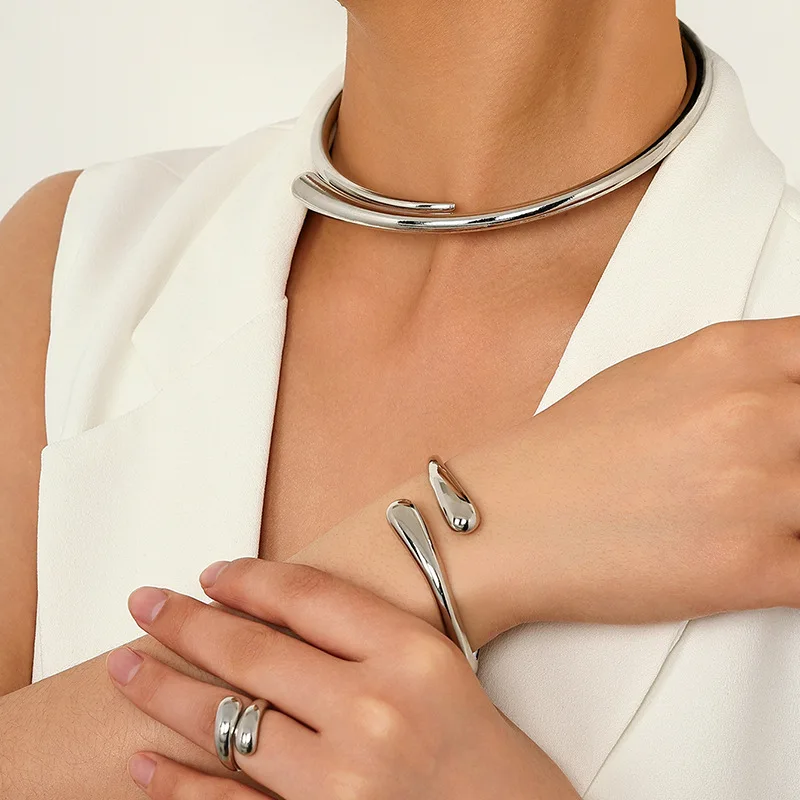 Kmvexo punk voda kvapky momenty kvapky Choker náhrdelník Open Cuff Bangle Ring Set pre ženy muži nastaviteľné kovové večierky grunge šperky sada šperkov