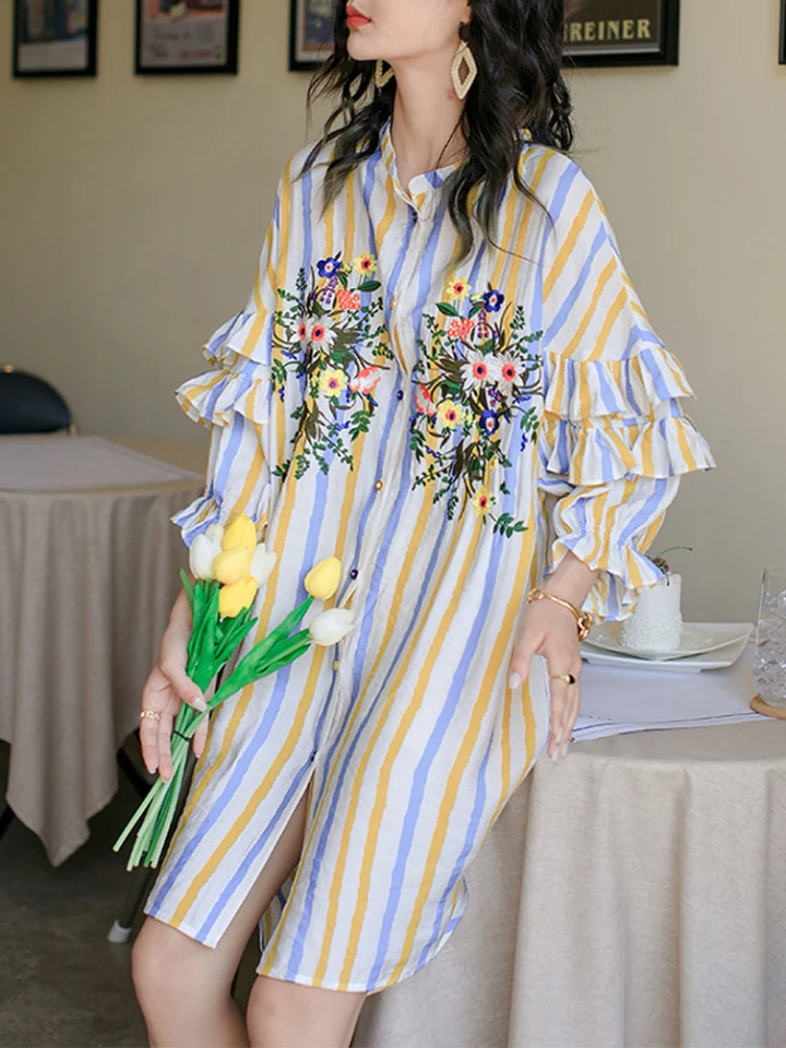 Korobov Holiday Style Shoutle Dress vyšívané tlače voľné šaty Ženy nepravidelné pruhy