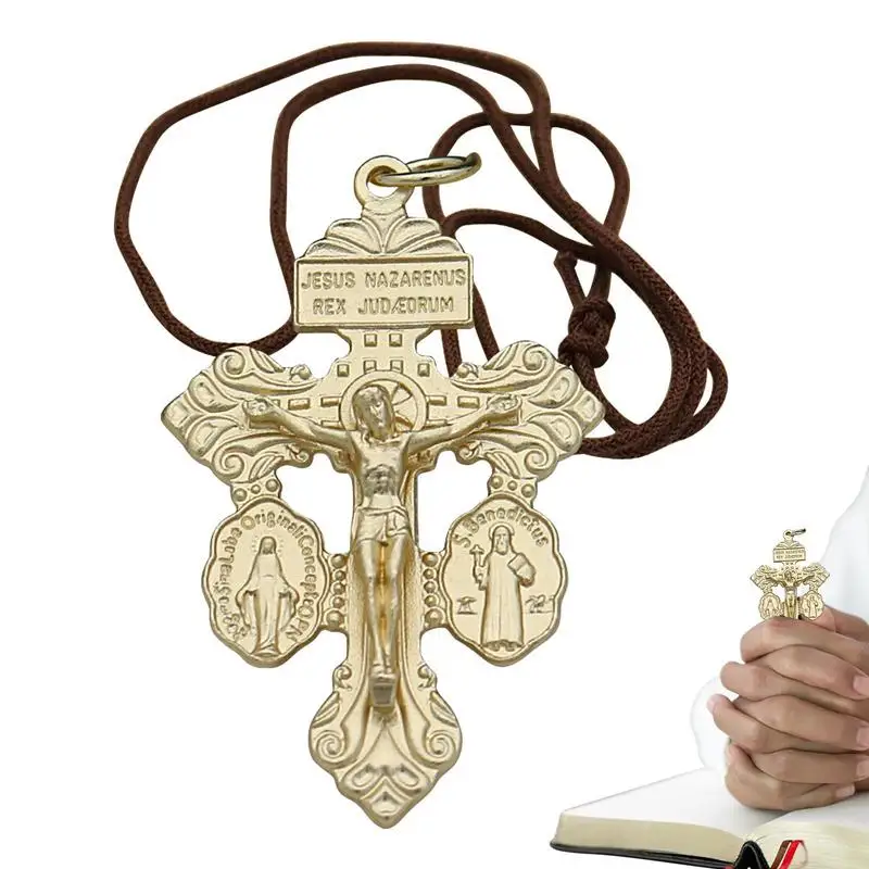Kovové retro prechádza remeslá pre náramky, vďaka čomu sú náramky s malými krížovými kúzla