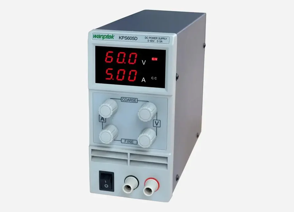 KPS605D Premenná lineárna nastaviteľná laboratórna laboratórna lavica napájací napájací zdroj 60V 5A