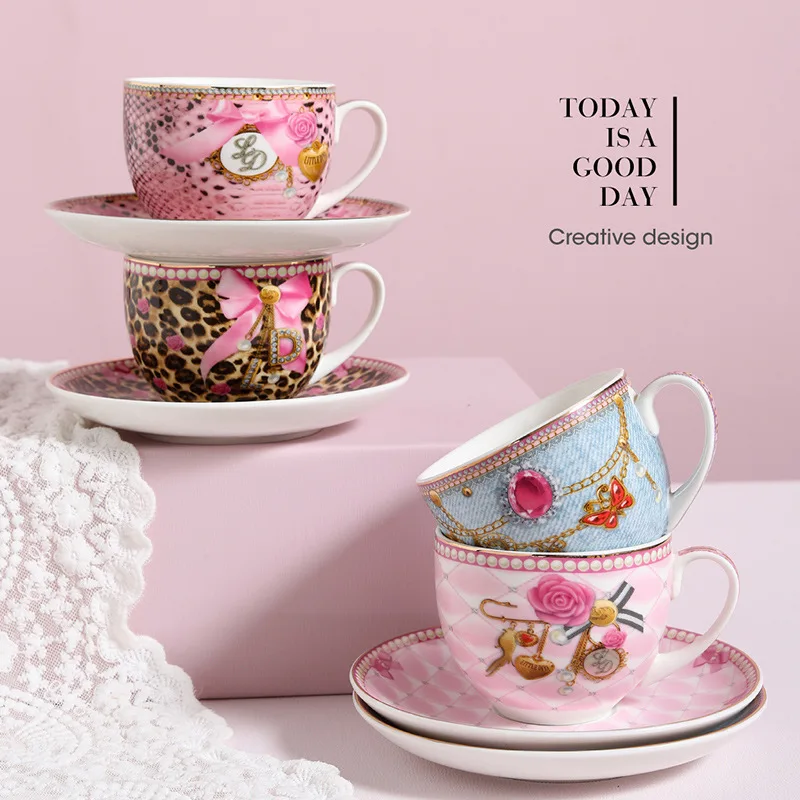 Kreatívna európska šálka kávy Set Cute a vynikajúce popoludňajší čaj Keramický čajový kanvica šálka podšálky idylický vysokokvalitný raňajkový šálka