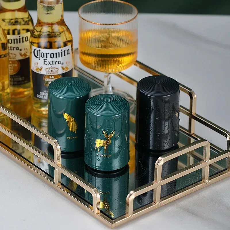 Kreatívne magnetické automatické pivo otvárač fľaše Kuchynské listy veko z nehrdzavejúcej ocele Fľaškové náradie prenosné gadgety