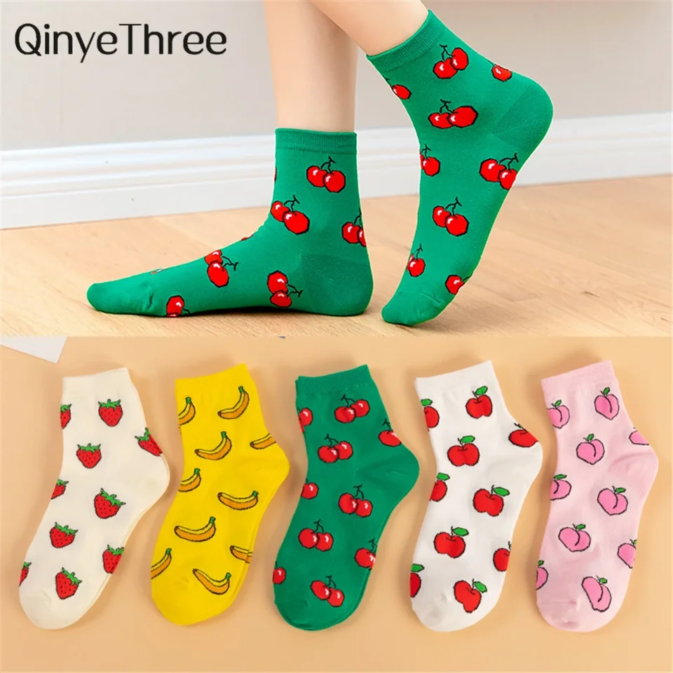 Kreatívne vtipné bavlnené ženy ponožky Happy Fruit Peach Strawberry Banana Cherry Apple Cute Bright Sokken Hipster Dropship