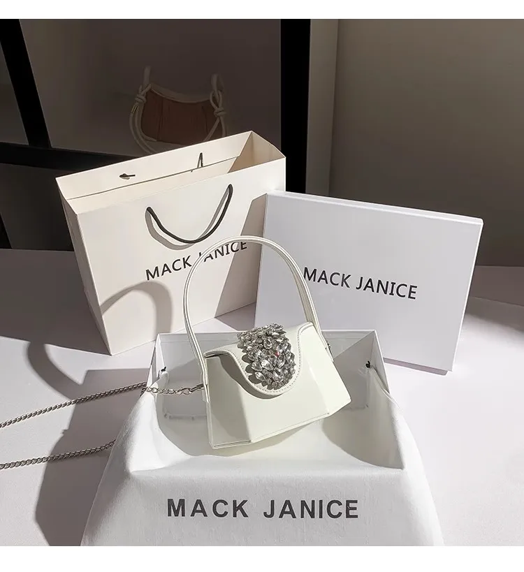 Krištáľové lesklé kamienky Diamond Evening Bag Textúrovaný kožená štvorcová taška Ženy kabelka svadobná večera spojka kabelka Crossbody taška