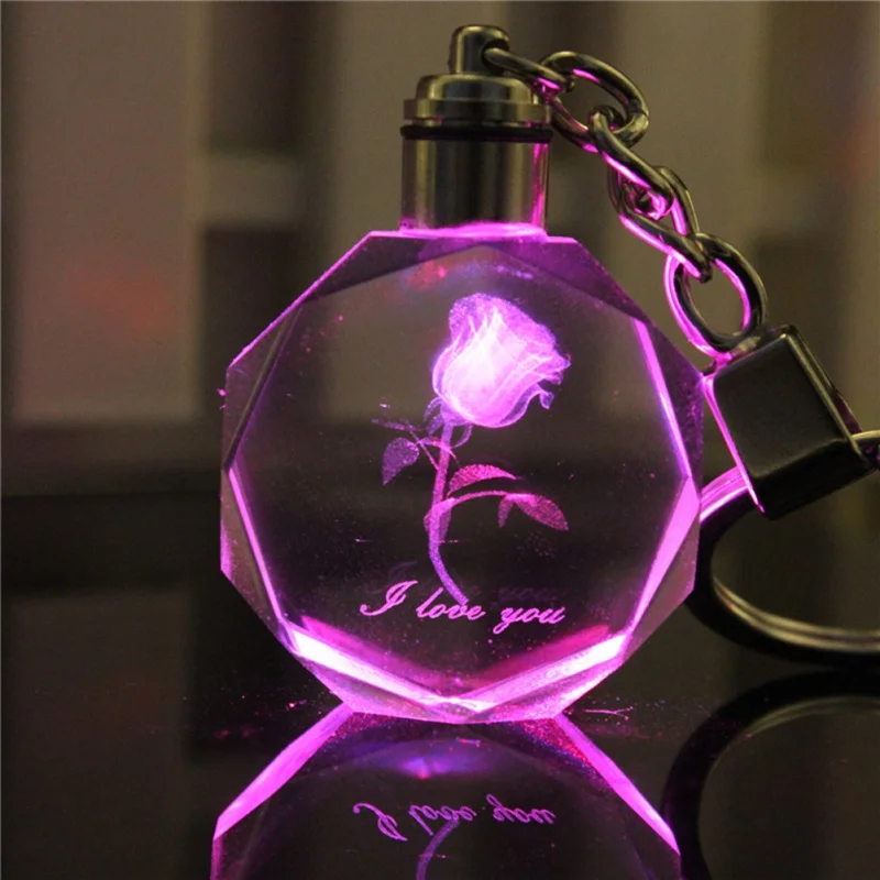 Krištáľové svetelné LED Keyring prívesok Kľúčový reťazec pár milovník priateľka priateľ valentines deň narodeniny darčeky Party uprednostňuje