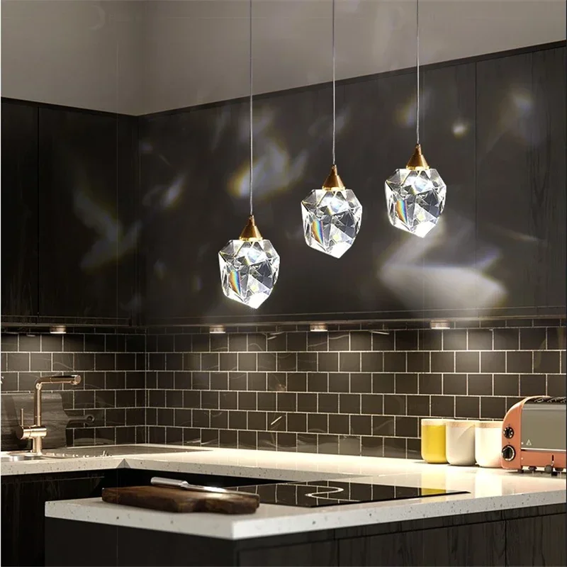 Krištáľový moderný luster LED schodisko LIGHT SVETLO NORDICKÉ VNÚTORNÉ OBLASTNOSTI OBLASTI OBLASTNOSTI BAR Kuchynská lesklá lampa