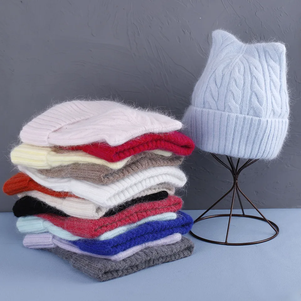 Králikové kožušinové uši tkané vyprážané cesto Twist Tvar s Lurex Woman Winter Hat Mastné farebné jesenné čiapky teplé lebky kapoty
