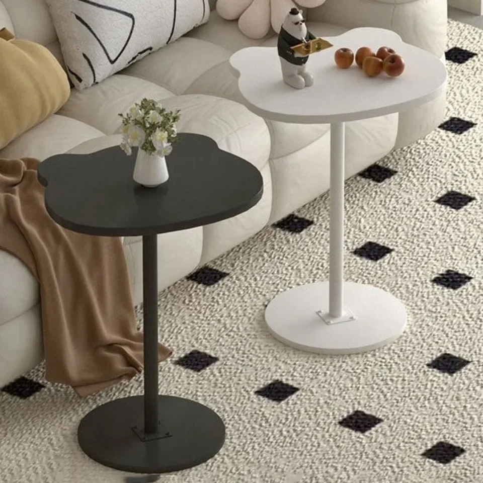 Káva v tvare kávu na bočné čajové stoly malá obývacia izba Kreačný čaj inovatívny koncový stôl Tatami Minimalistická pohovka pohyblivá roztomilý medveď