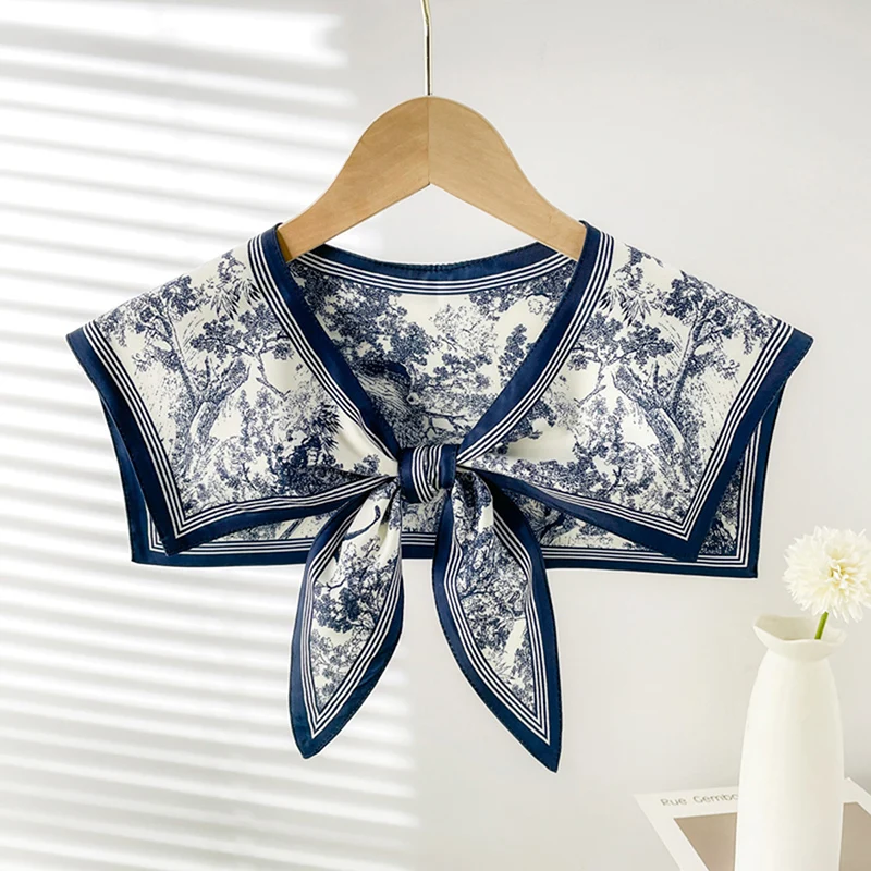 Kórejský štýl dekoratívny falošný golier šál modrý a biely porcelán tlačený šál Denné zábaly mysu vintage krátky poncho capele
