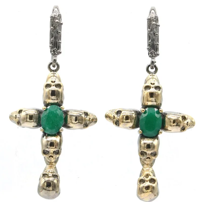 Kúpte si 3 Získajte 1 zadarmo 52x25 mm 14,6g Vintage Real Green Emerald Red Ruby lebka pre Man Street Jewelry Black Metal Strieborné náušnice