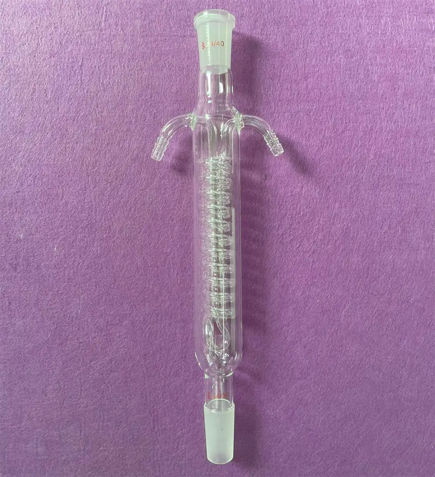 Laboratórium 200 mm 24/40 stočený refluxný kondenzátor G3.3 sklo