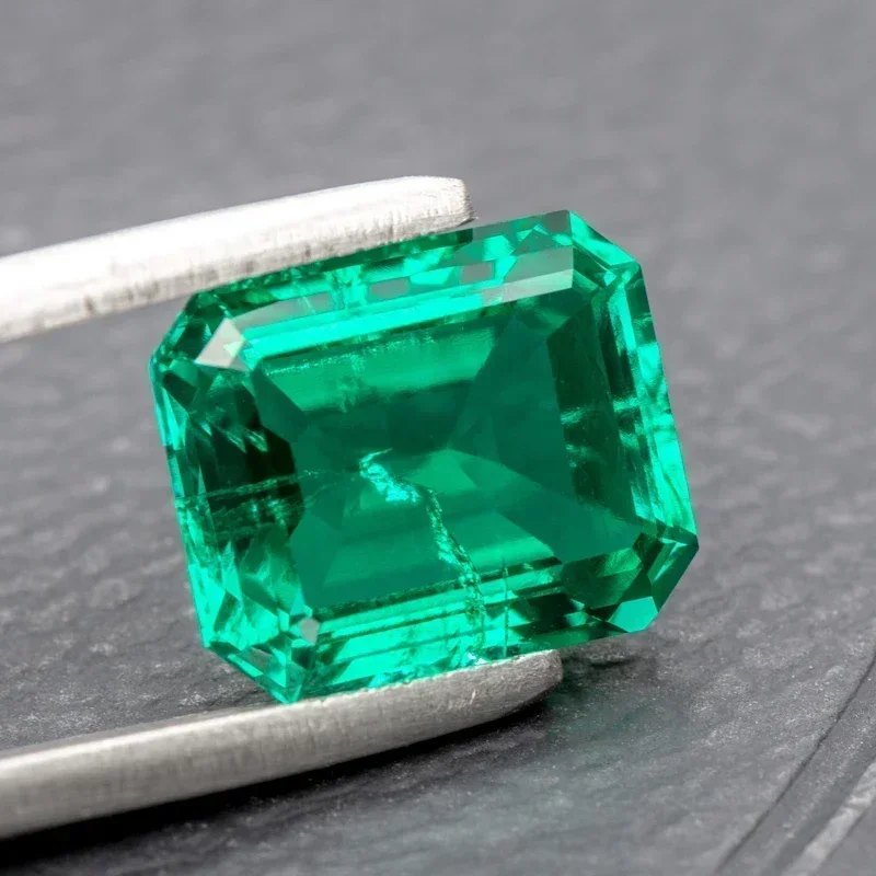 Laboratórne pestované kolumbijské smaragdové kamenné hydrotermálne začlenenie Emerald strih šperky na výrobu materiálov s certifikátom AGL