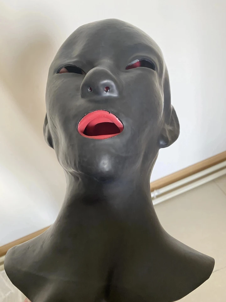 Latexová maska ​​fetiš unisex gumová kapucňa Anatomická ťažká lemovaná s červeným jazykom v ústach a rúrkou z nosa