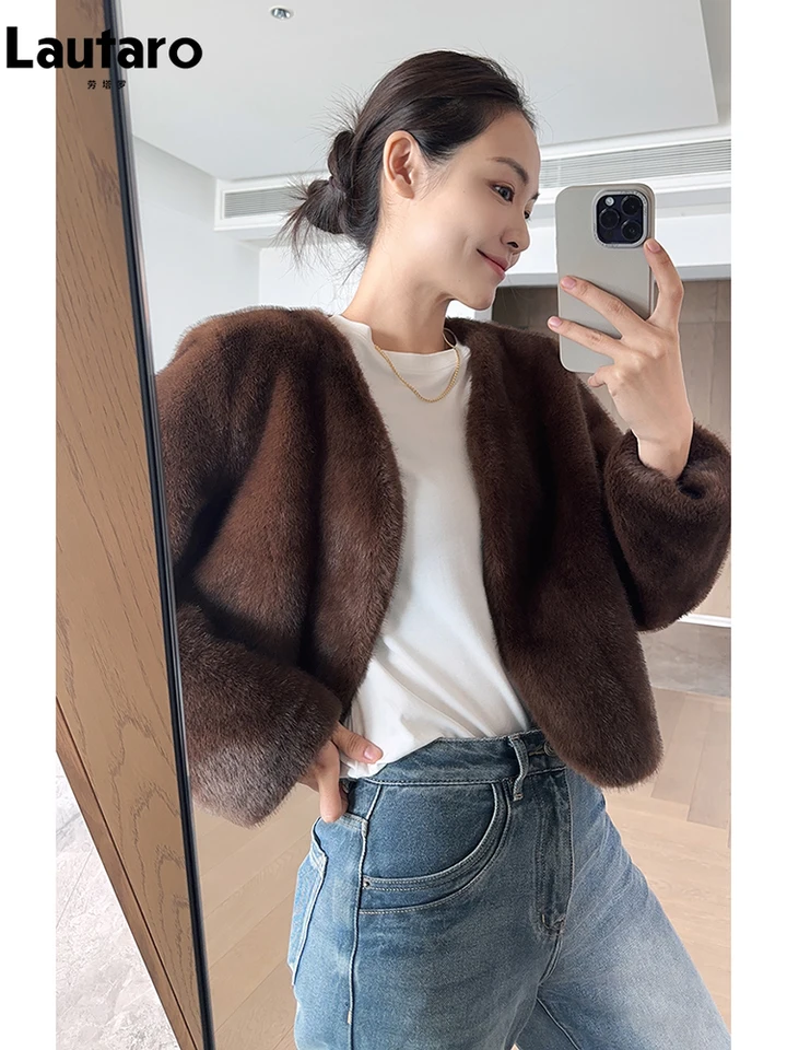 Lautaro Autumn Winter Chic Luxury Luxury Streh Husté hnedé hnedé faux Mink kožušina Ženy s hlbokým krkom s dlhým rukávom nadýchaná bunda 2024