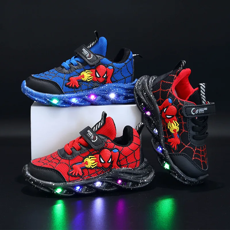 LED ležérne tenisky červené čierne pre Spring Boys Cartoon Mesh outdoor topánky Deti osvetlené nekĺzavé topánky Veľkosť 21-30