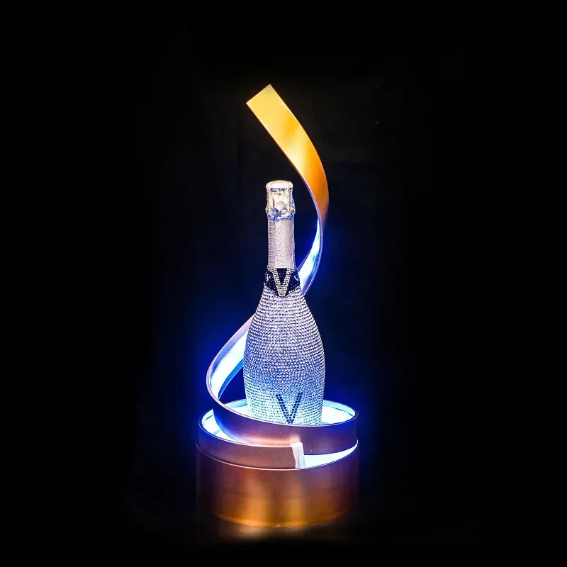 LED nabíjanie vínny stojan KTV Bar Wine Display Xo Champagne Stán s kreatívnym dizajnom Ideálne pre prezentáciu fľaše nočných klubov