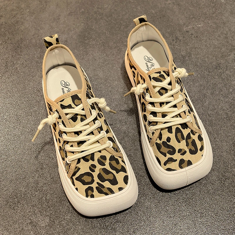 Letné plátno topánky Ženy Trénerky Dámske štvorcové špičky teniska Lady Jarná jeseň Ženská obuv Priečinná teniská Platforma Shoe Shoe