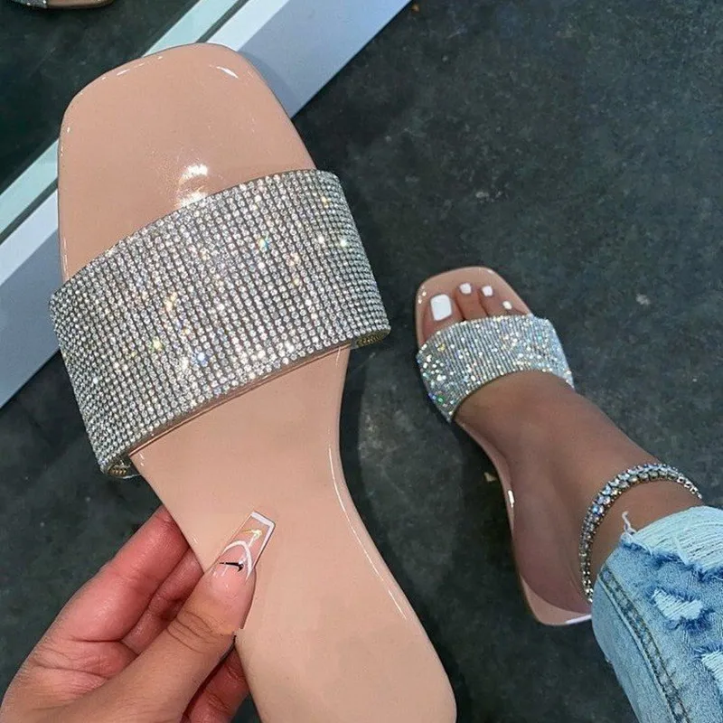 Letné sandále Ženy žabky Flops kamienok Flot sandále Dámske klinky topánky Žena okrúhle prsty bling luxusné sandália m nej 43