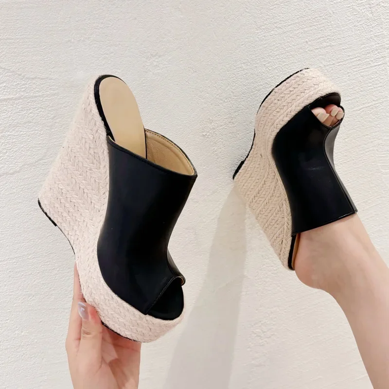 Leto Eilken Nový dizajn Slama Weave Solid Platform Klidy Ženy papuče peep špičky špičky hrubé spodné päty ženské topánky