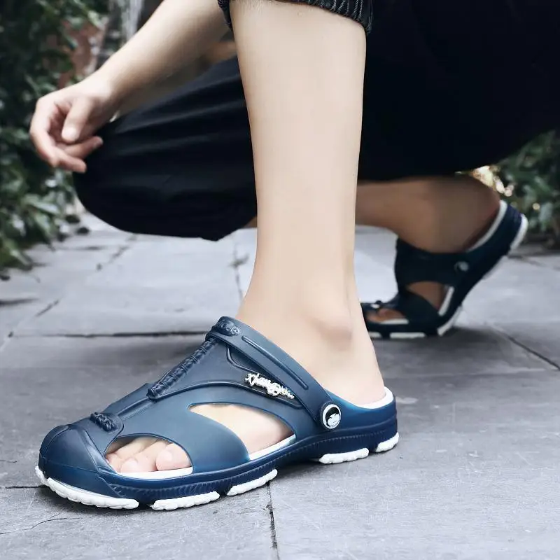 Leto noví muži sandále žabky floppers klzpers muži topánky Outdoor pláž ležérne topánky lacné mužské topánky Zapatos de hombre