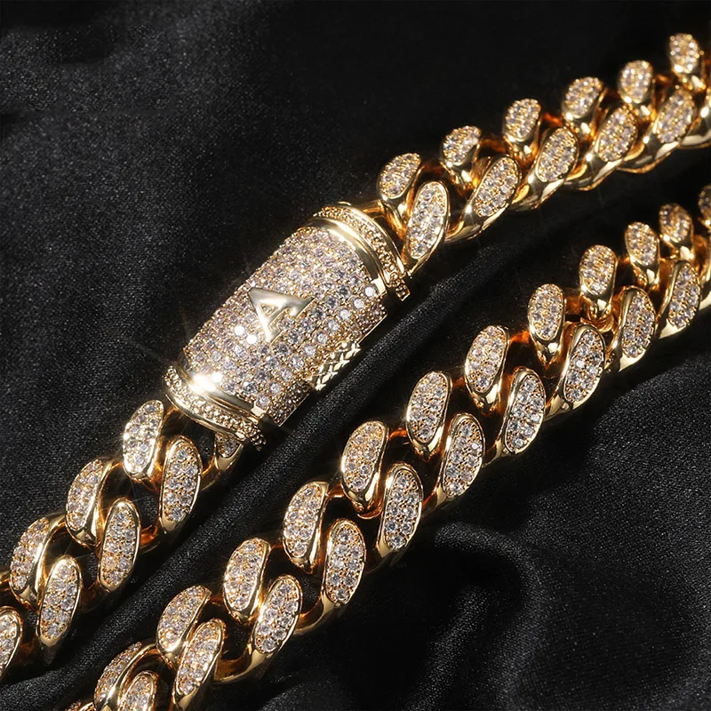 Letters Link Retial Hip Hop 5a+ Cz Stone Dlached Bling Iced Out Listy Round Kubánske reťazce náhrdelníkov pre mužov rapper šperky