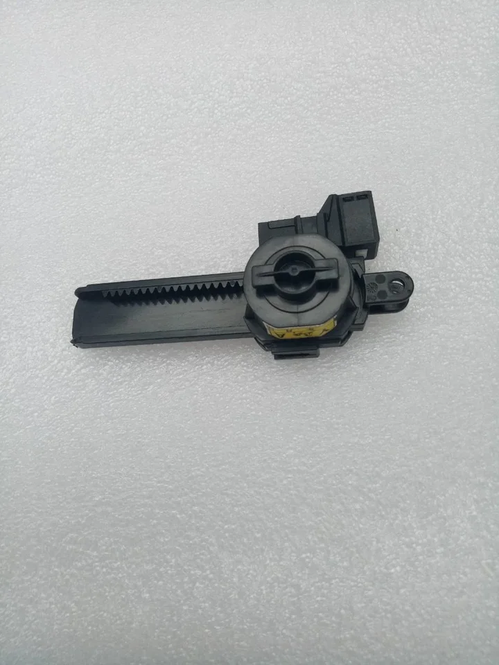 LHD Golve Box Svetlo veka a brzdový prvok pre Audi A6 C7 A7 Q7 4M 2015-2018 4G1880324 4G1 880 324