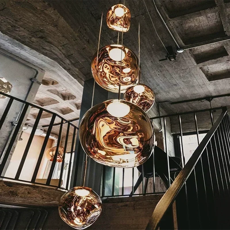 Light podkrovie vyvýšená obývacia izba lustr talianska obývacia izba dizajnér Villa duplex schodisko láva luster lampa dekor