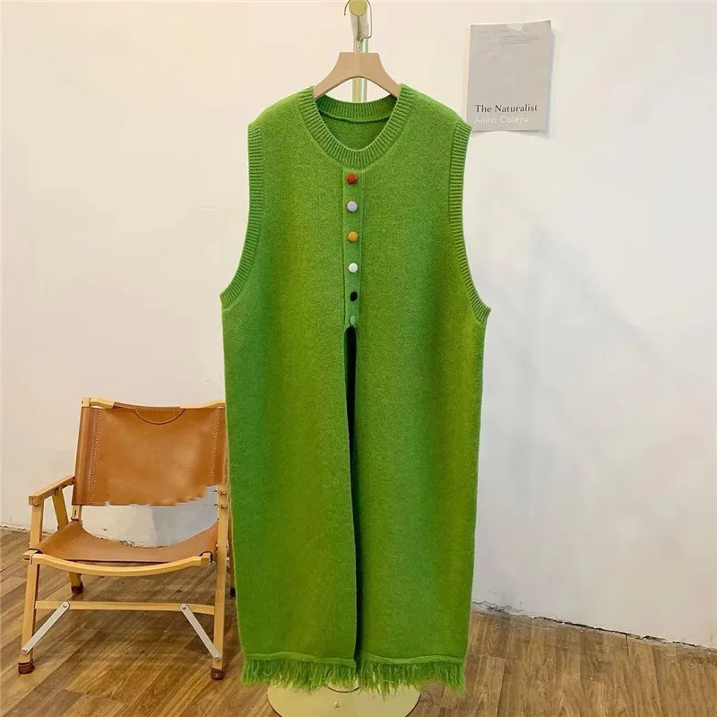 Liguyue Tassel Wool Sweater vesta Spring Jeseň dlhé rozdelenie pletená vesta Women farebné gombíky bez rukávov bez rukávov.