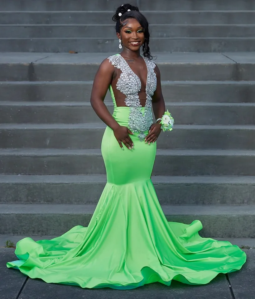 Lime zelené africké americké plesové šaty pre čierne dievčatá morské panny číry kryštály Elegantné rúcho večerné večerné šaty Prispôsobené