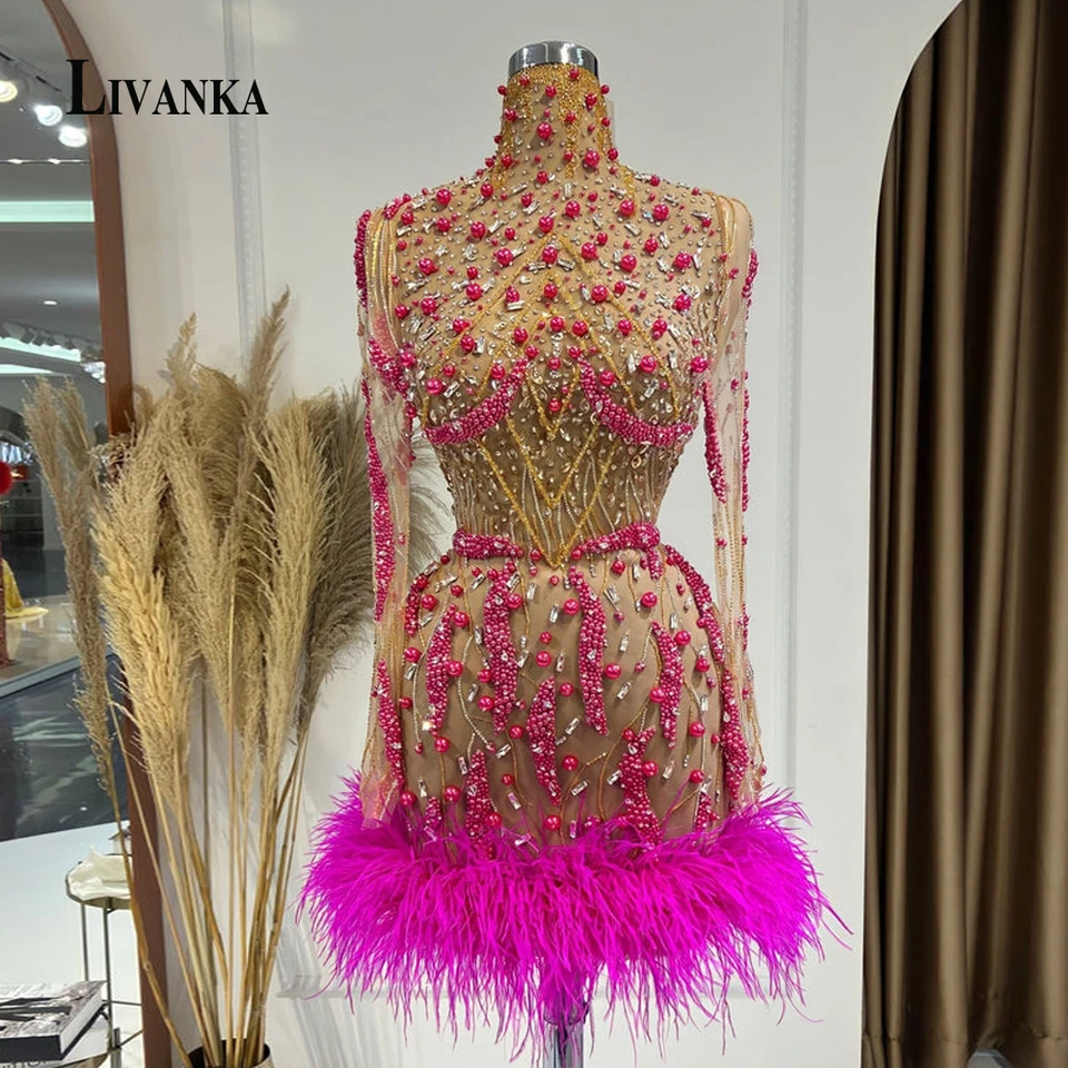 Livanka Atraktívne šaty na domáce šaty pre teleso pre dospievajúce perie korálkové korálky Koktail koktailové šaty Vestidos de gala prispôsobené