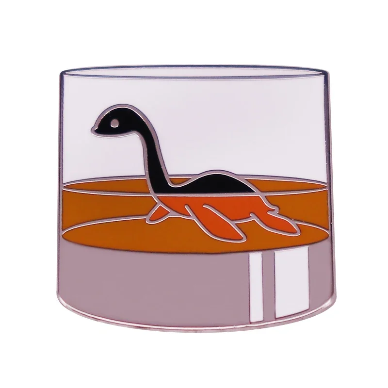 Loch Ness Scotland whisky single sladové skaly sklo broš
