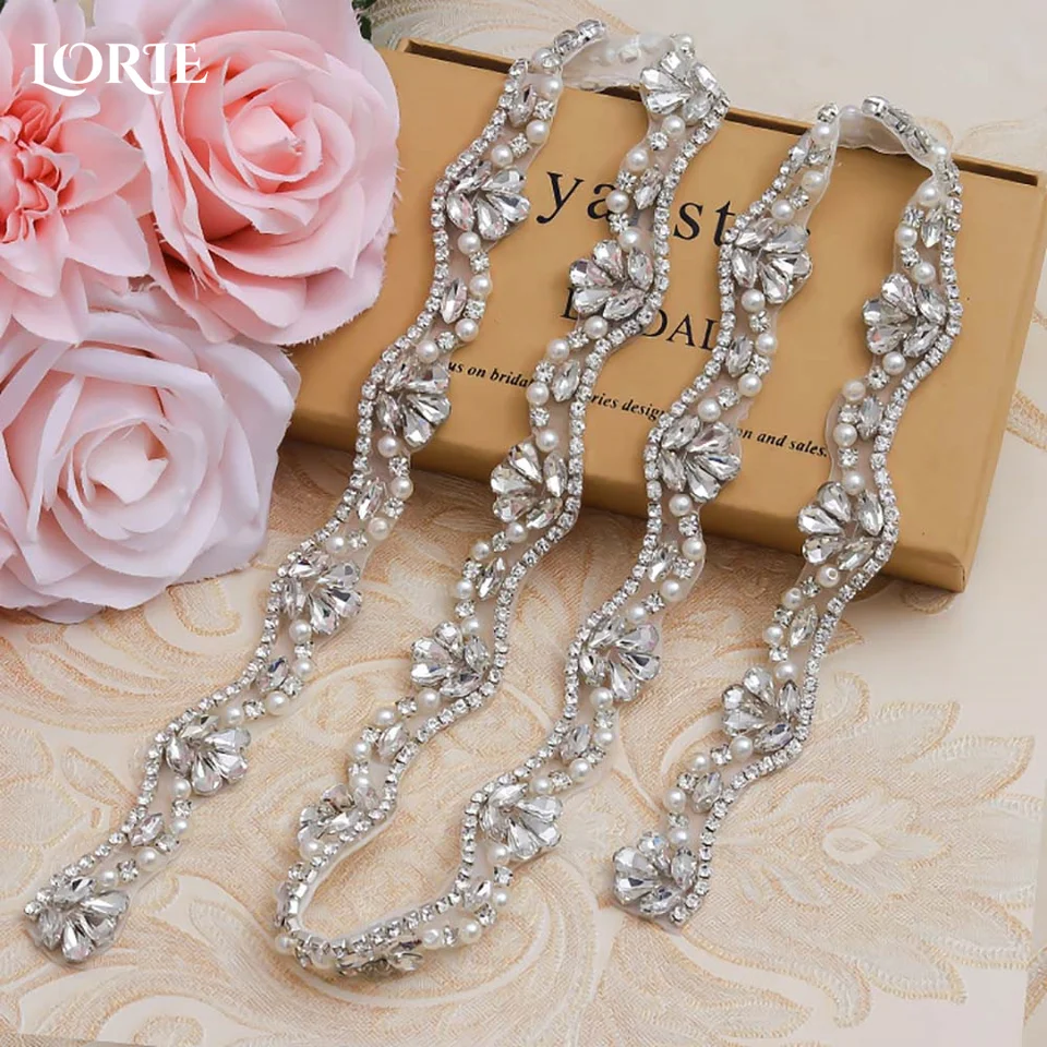 Lorie Svadobný pás ruka kamienok Svadobný pás Clear Crystal s dĺžkou 22 palcov s bielym organzovým stuhou pre svadobné šaty