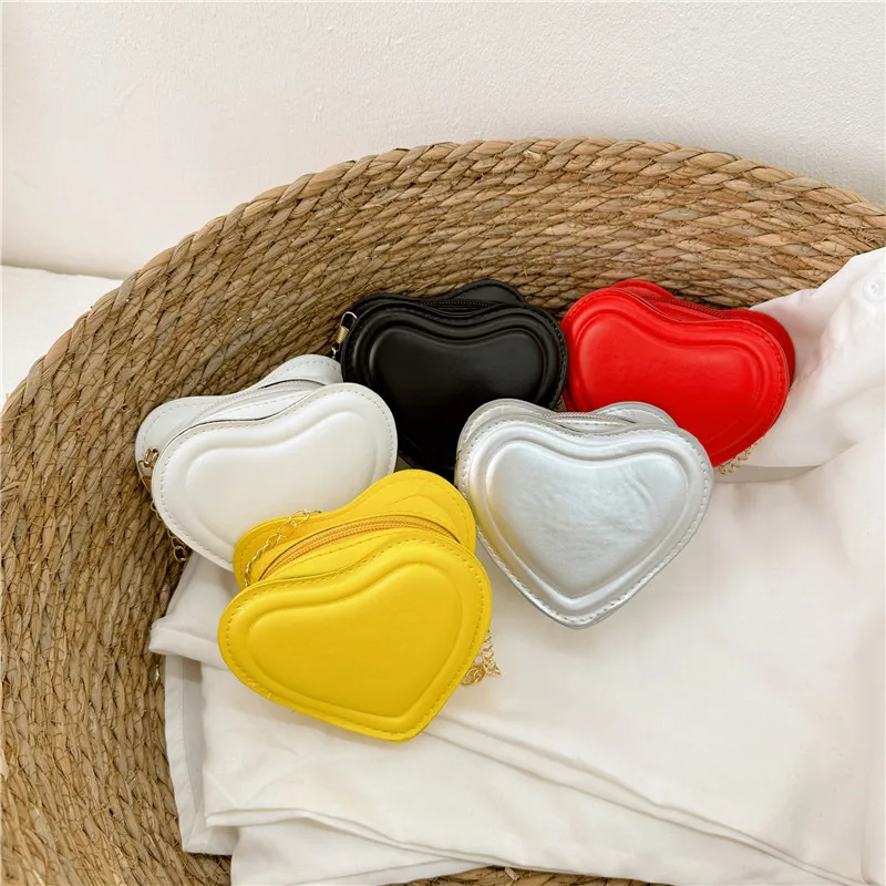 Love Heart Shape Detská taška na rameno módne dievčatá detský reťazec Mini krížové tašky masívna farba princezná minca kabelky