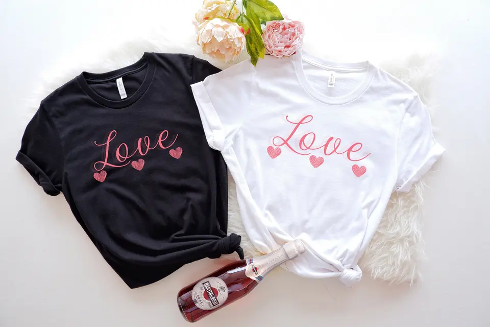 Love T košeľa srdce Valentines Day pár pár zhodujúcich sa šťastne
