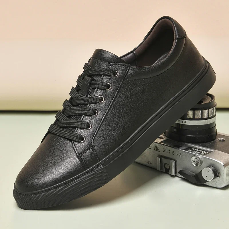Luxusná značka pánske tenisky Originálne kožené ležérne topánky voľný čas prechádzky mužov topánky Všetky zápasy vonkajšia skateboardová obuv pre muža