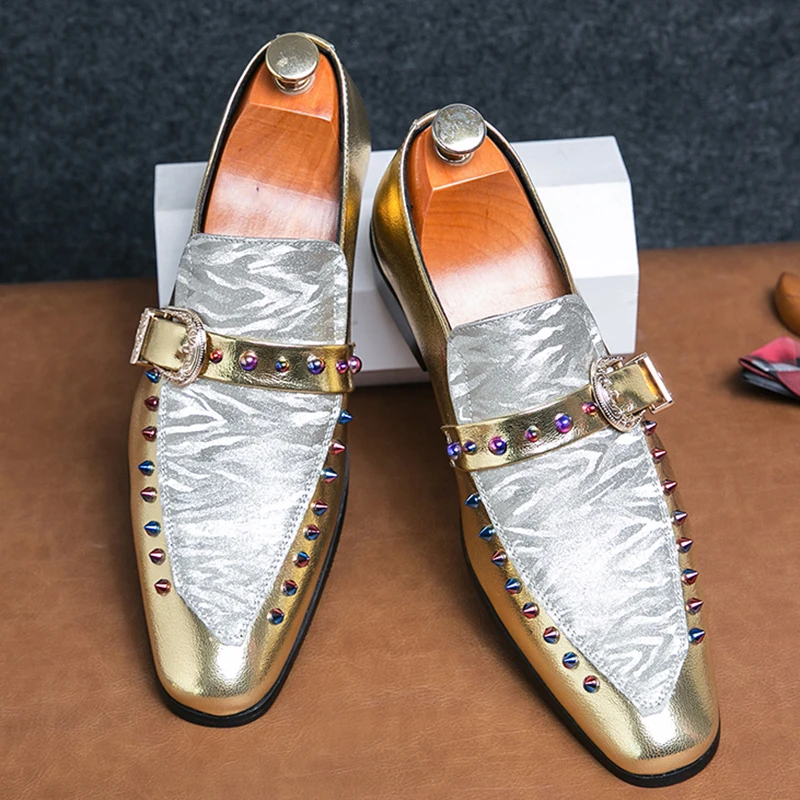 Luxusný nový dizajnér kúzla Pánske špicaté zlaté nity mních mních mokesky svadobné šaty prom formálne topánky obuv Zapatos hombre