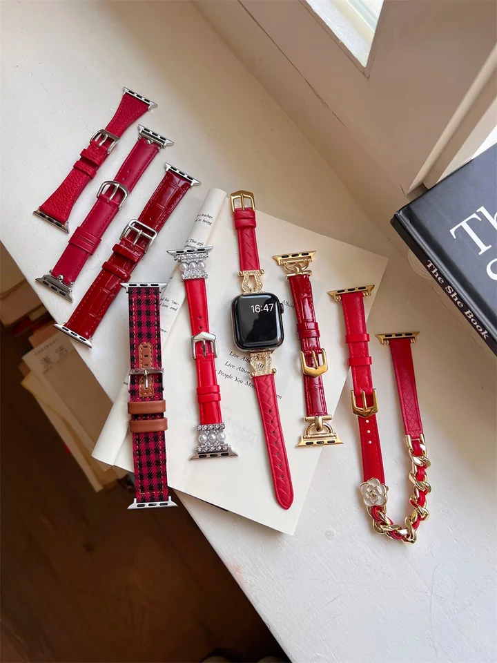 Luxusný remienok pre Apple Watch Band 44 mm 45 mm 40 mm-41 mm 42 Dámskym koženým koženým červeným náramkom série 8 7 SE 6 5 4 Ultra 49 mm pásy