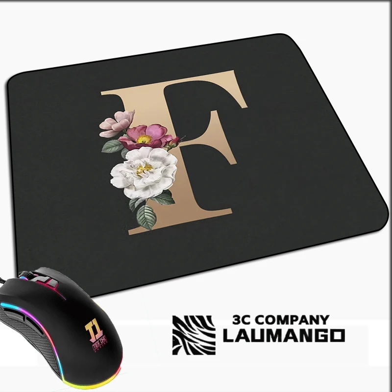 Malé herné myš na myši Zlatý počiatočný názov vzor Kawaii Mouse Pad Gamer Mini počítač anime koberce gumové podložky PC príslušenstvo Matky
