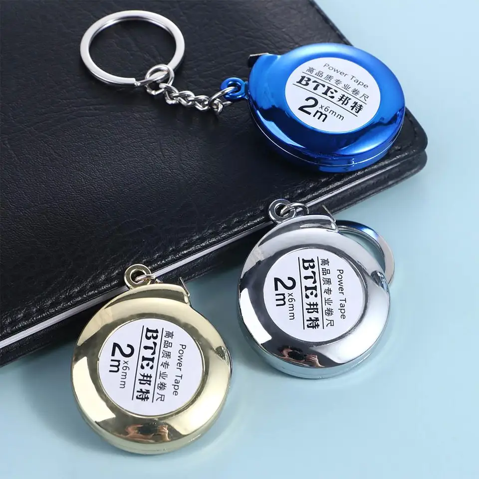 Malé ruletové zatiahnuteľné pravítko Mini viacúčelová keychain páska Jemná oceľová páska na kľúče meracie pravítko
