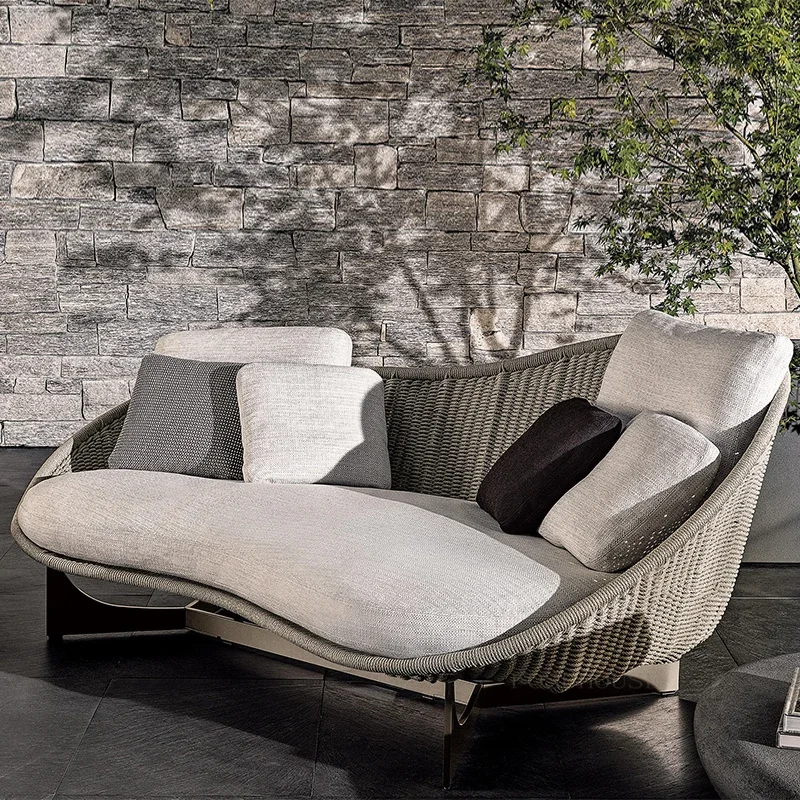 Malý apartmán Nordic Patio Garden Sofas Simple Courtyard Balkón Fľaša pohovka stolička Outdoor Restaurant Hotel Villa Single Sofa