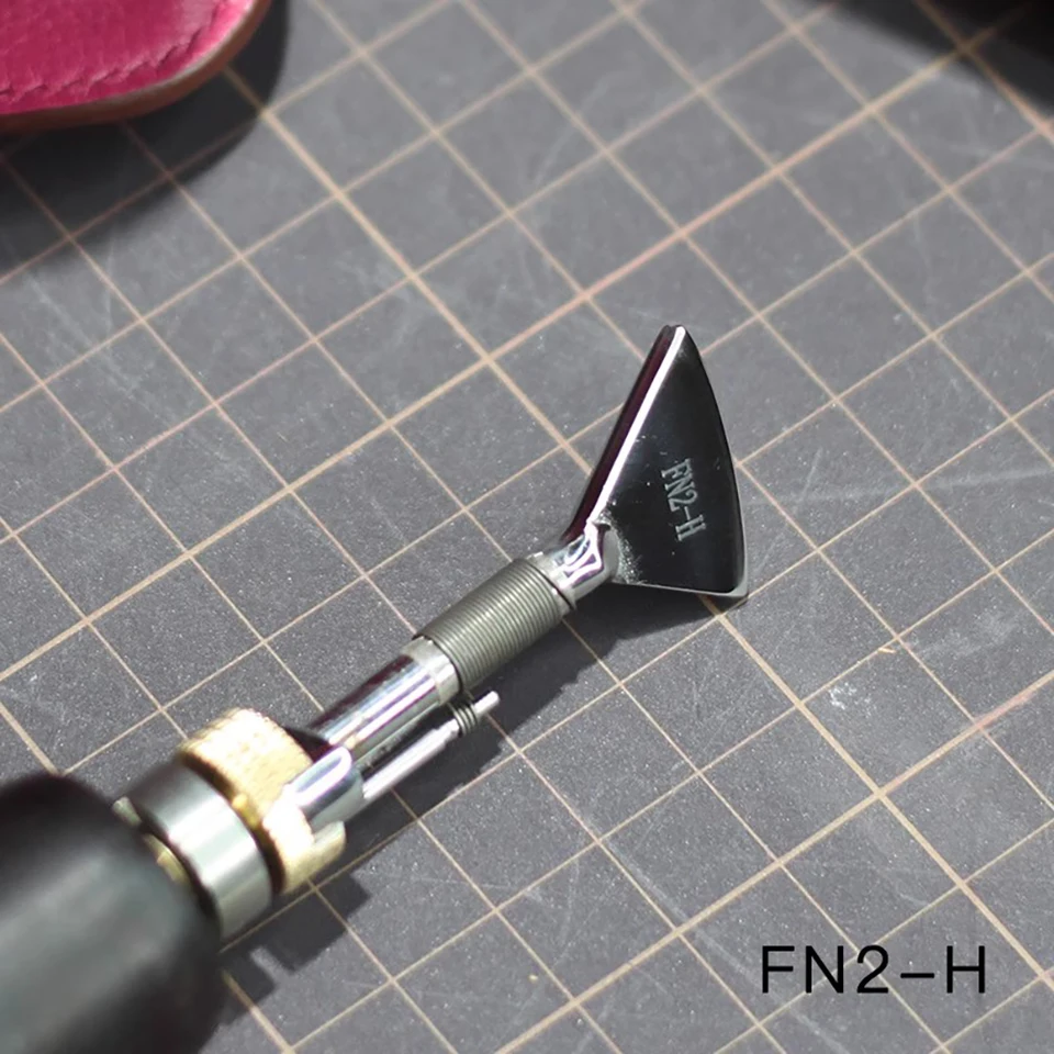 Minajia FN2-H kožené hredapére TIPS TIPS FRANCAL TYP THODEL Železo s vykurovacou tyčou M8 Závivou pre elektrický záhybový stroj